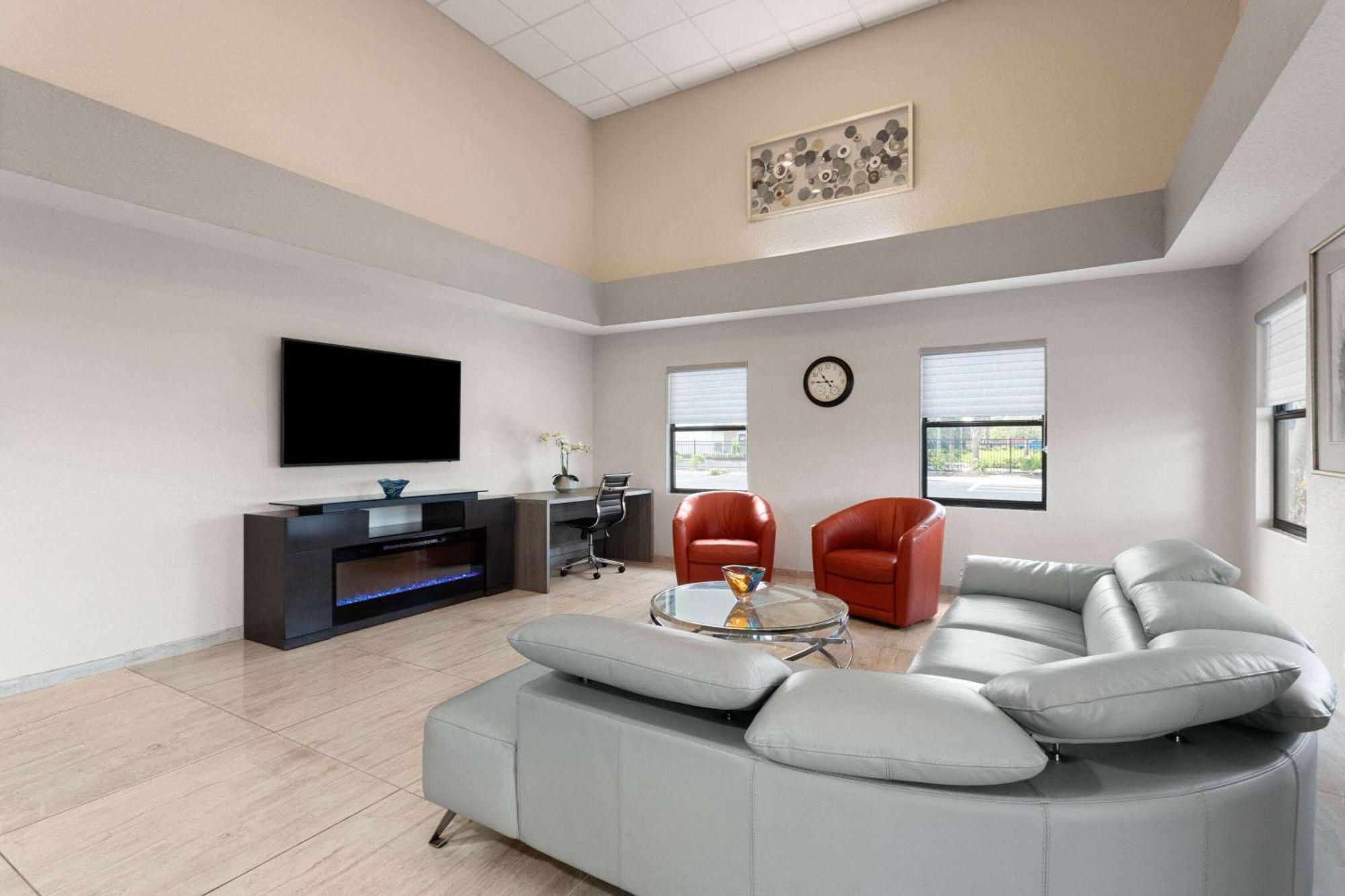 Baymont By Wyndham Punta Gorda/Port Charlotte Hotel Ngoại thất bức ảnh