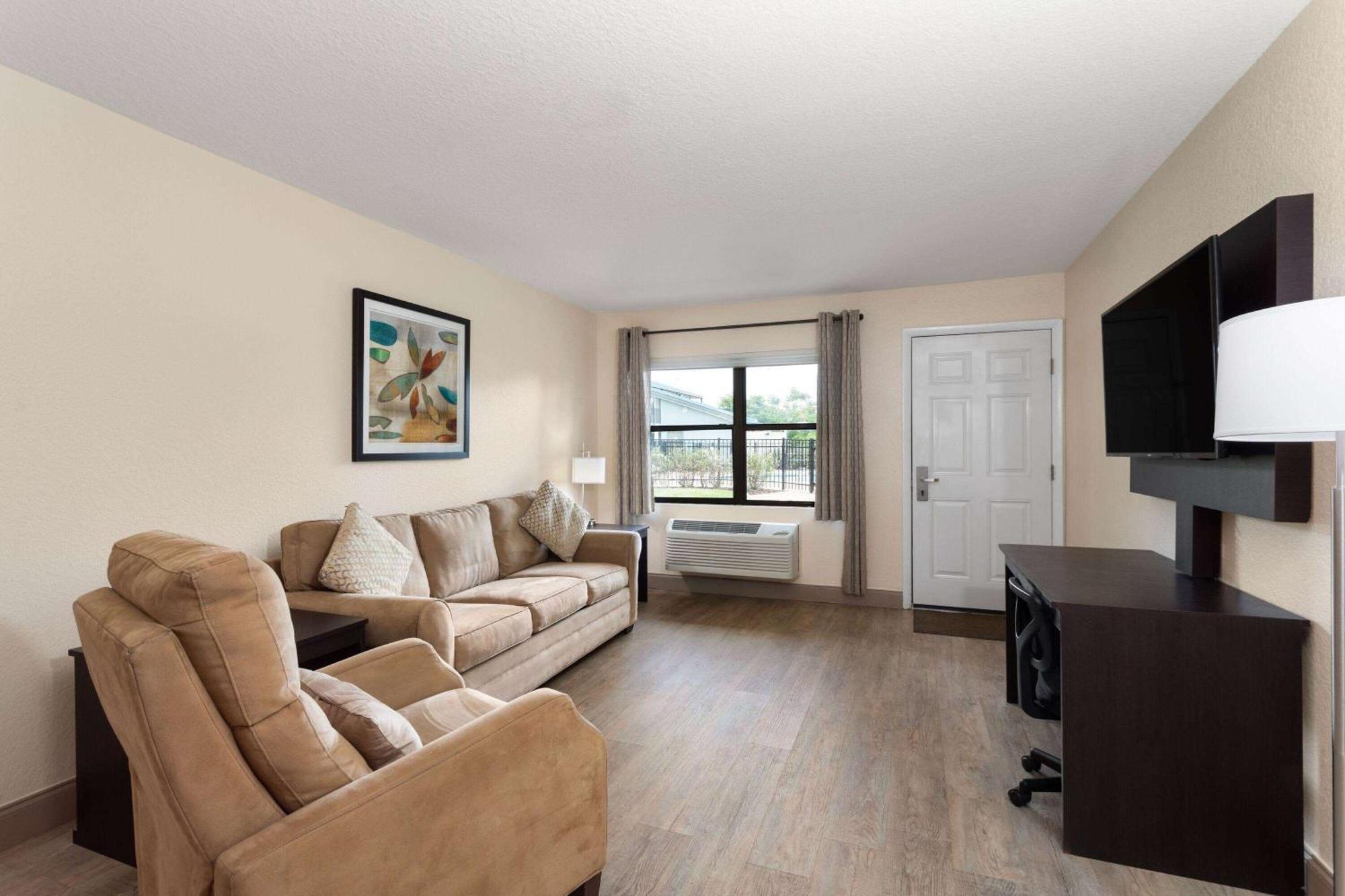 Baymont By Wyndham Punta Gorda/Port Charlotte Hotel Ngoại thất bức ảnh