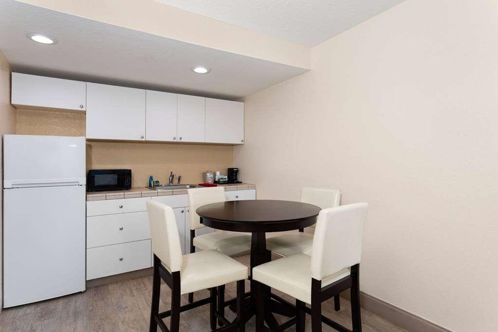 Baymont By Wyndham Punta Gorda/Port Charlotte Hotel Phòng bức ảnh