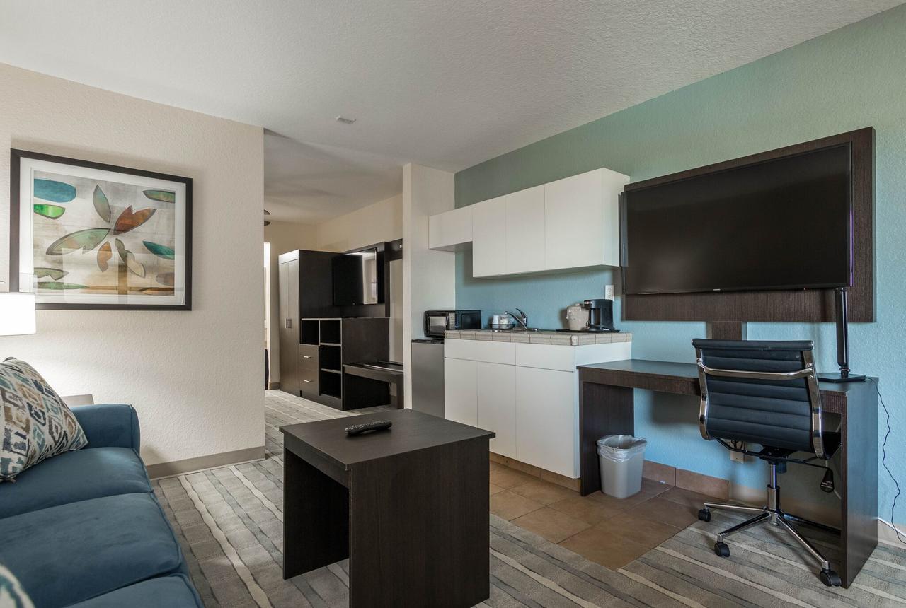 Baymont By Wyndham Punta Gorda/Port Charlotte Hotel Ngoại thất bức ảnh