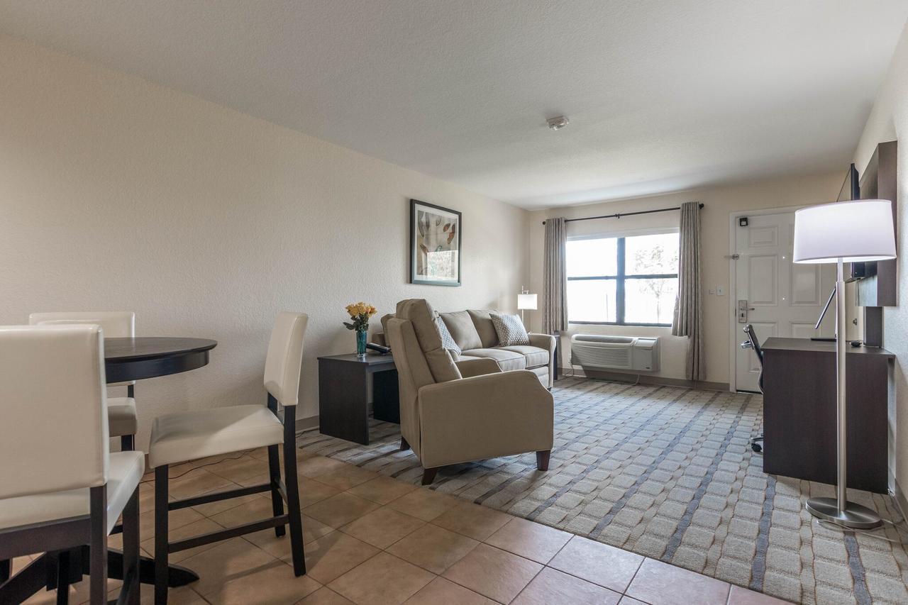 Baymont By Wyndham Punta Gorda/Port Charlotte Hotel Ngoại thất bức ảnh