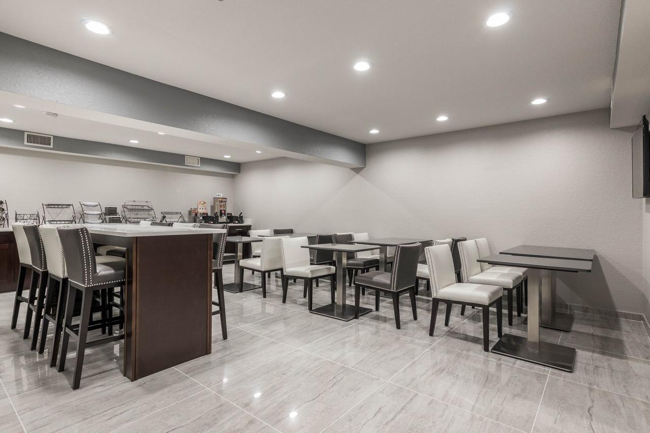 Baymont By Wyndham Punta Gorda/Port Charlotte Hotel Ngoại thất bức ảnh